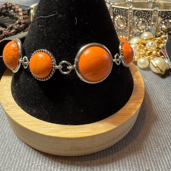 Paparazzi Jewelry - Paparazzi Coral Stone Silver Link Bracelet